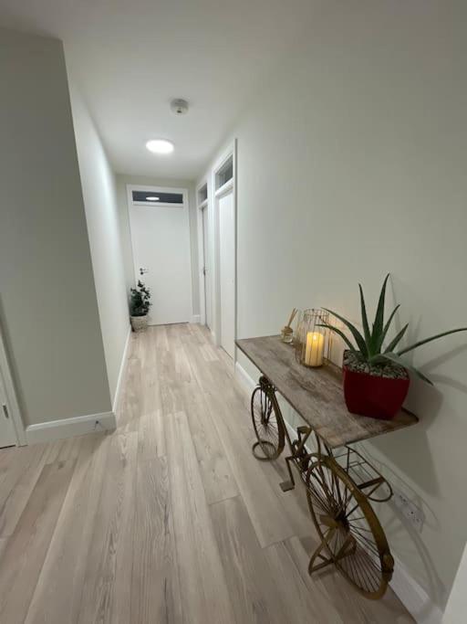Entire Apartment , Centre Carrick on Shannon Buitenkant foto