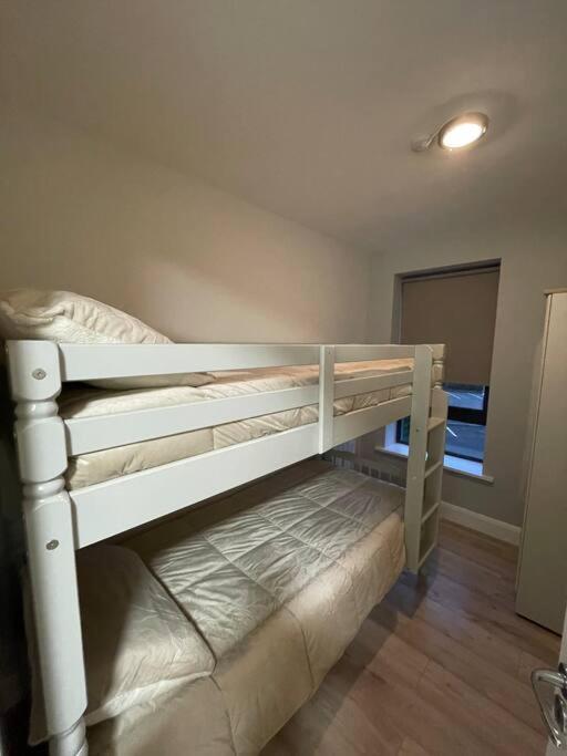 Entire Apartment , Centre Carrick on Shannon Buitenkant foto